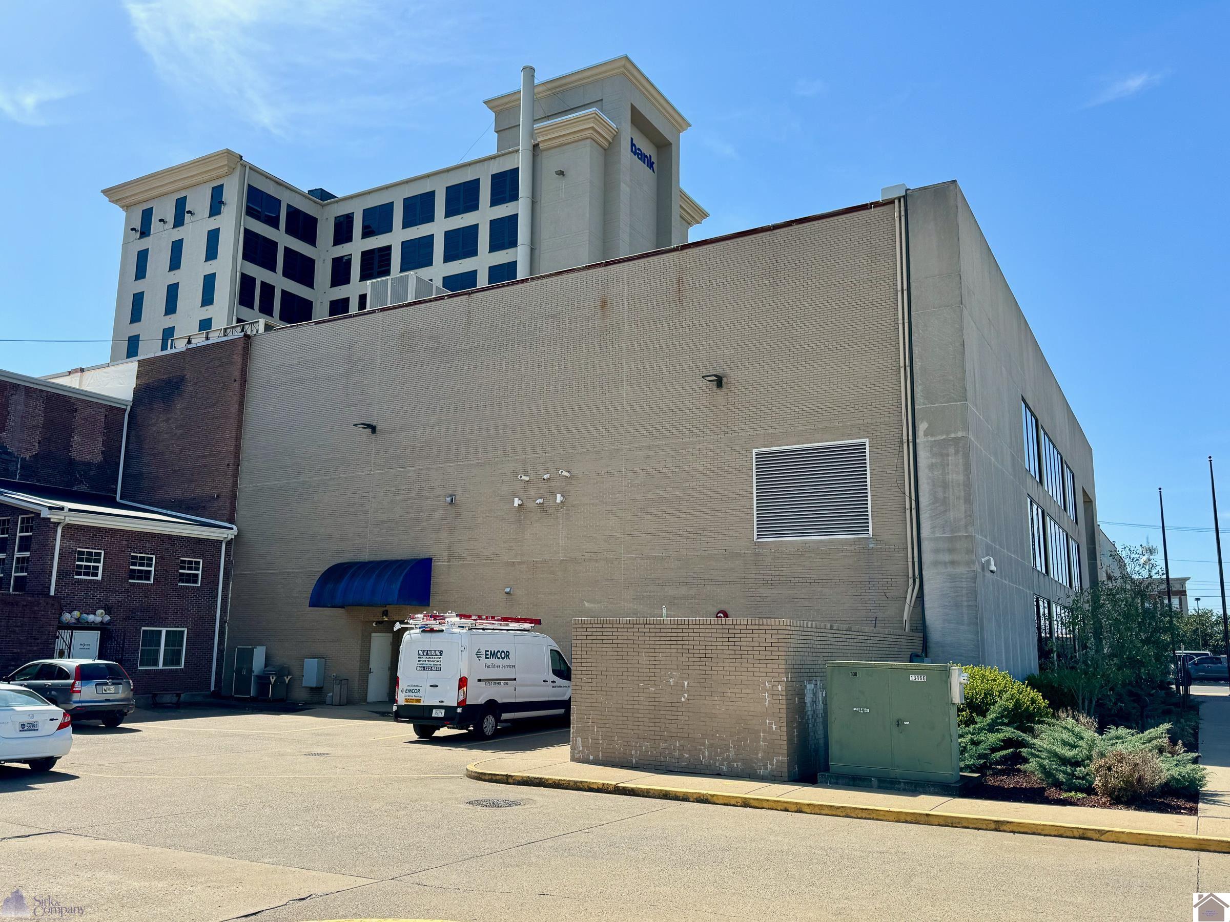 333 Broadway St.
