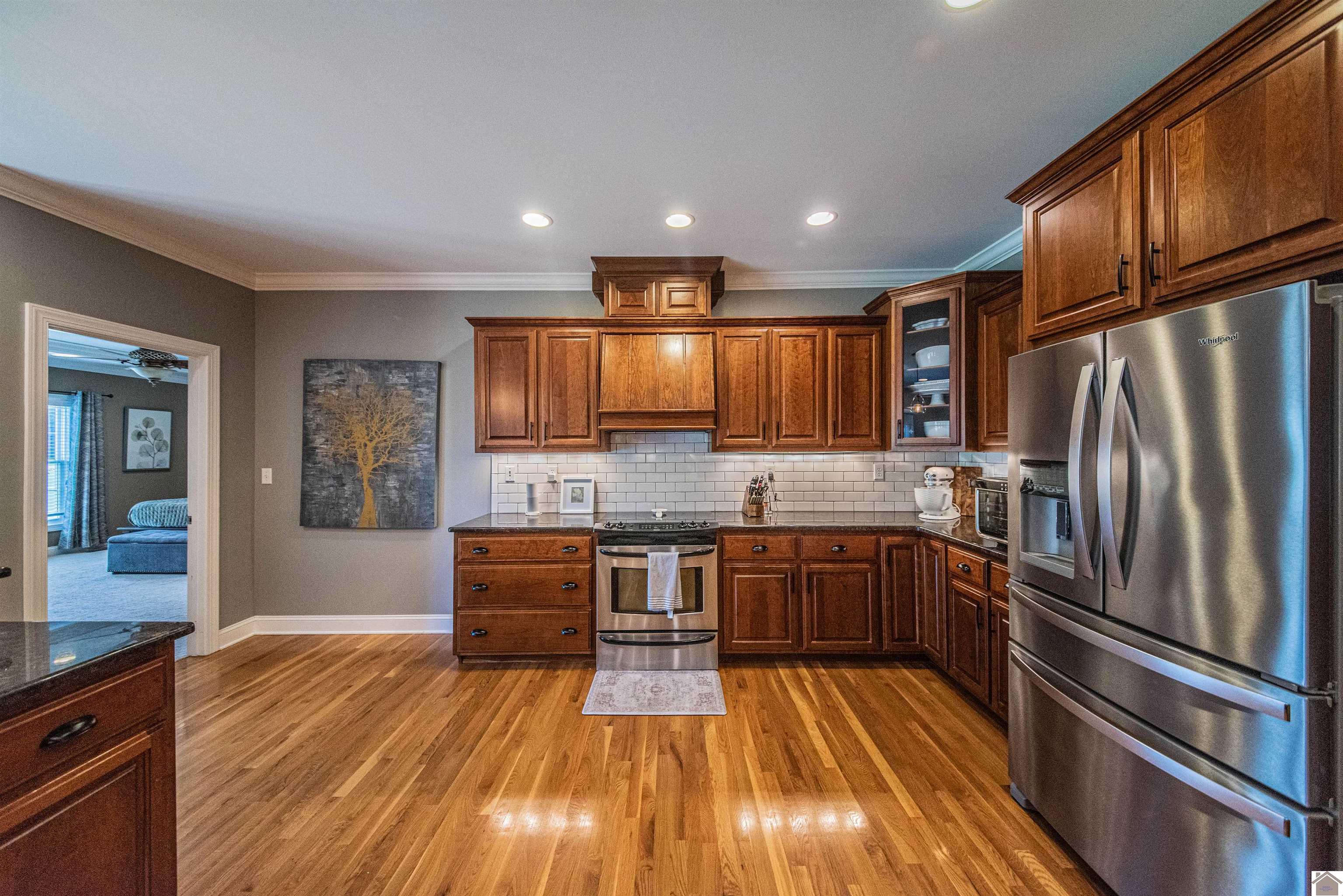 1618 Eagle Cove