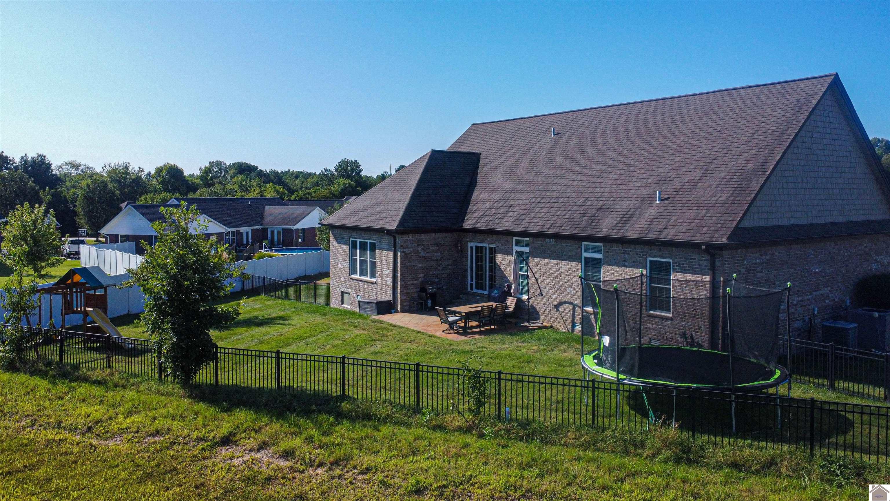 1618 Eagle Cove