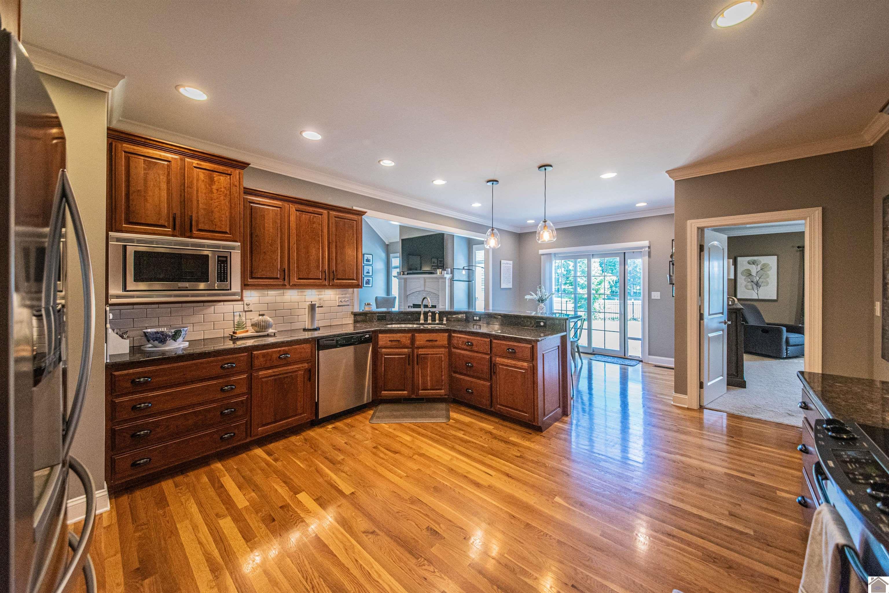 1618 Eagle Cove