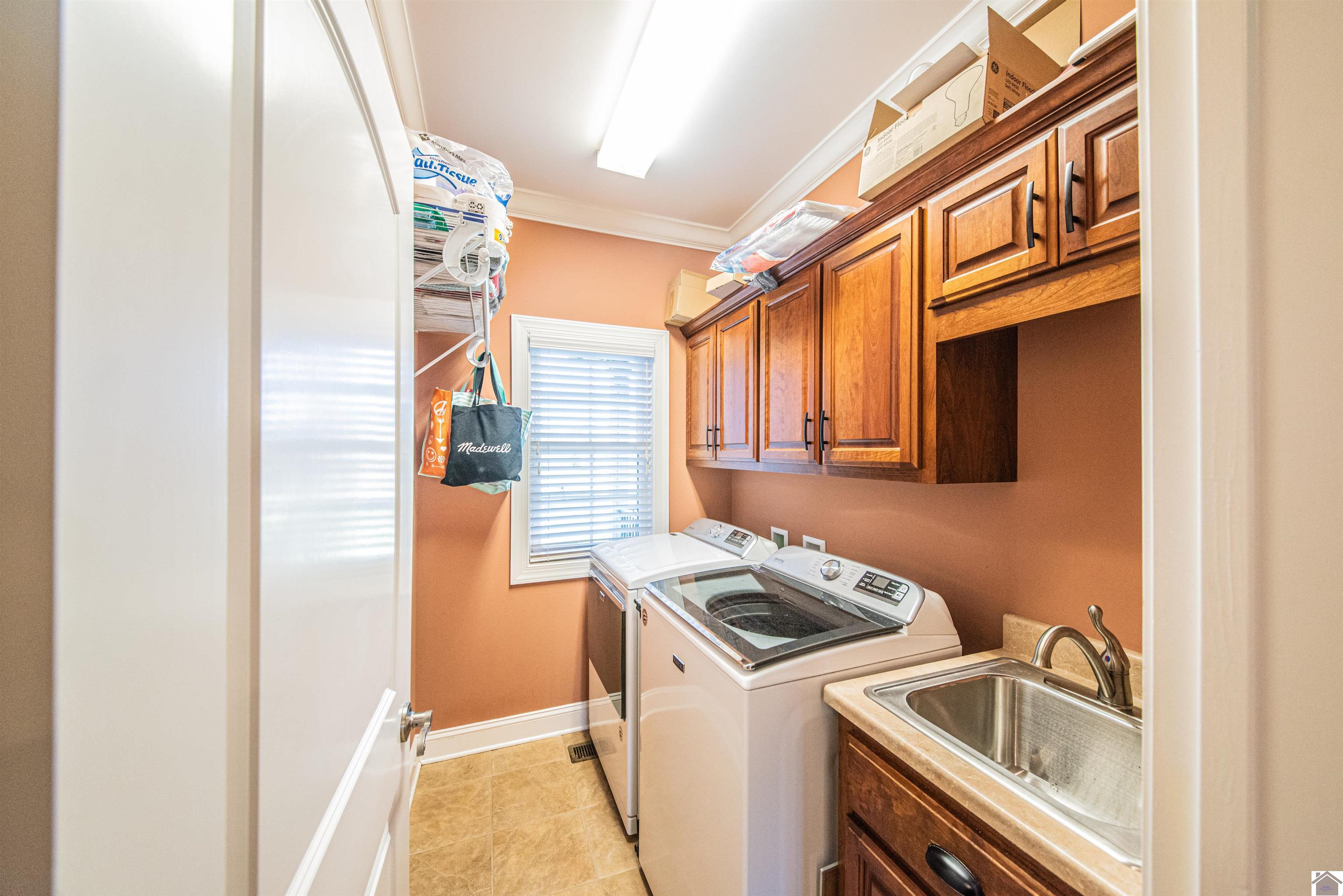 1618 Eagle Cove