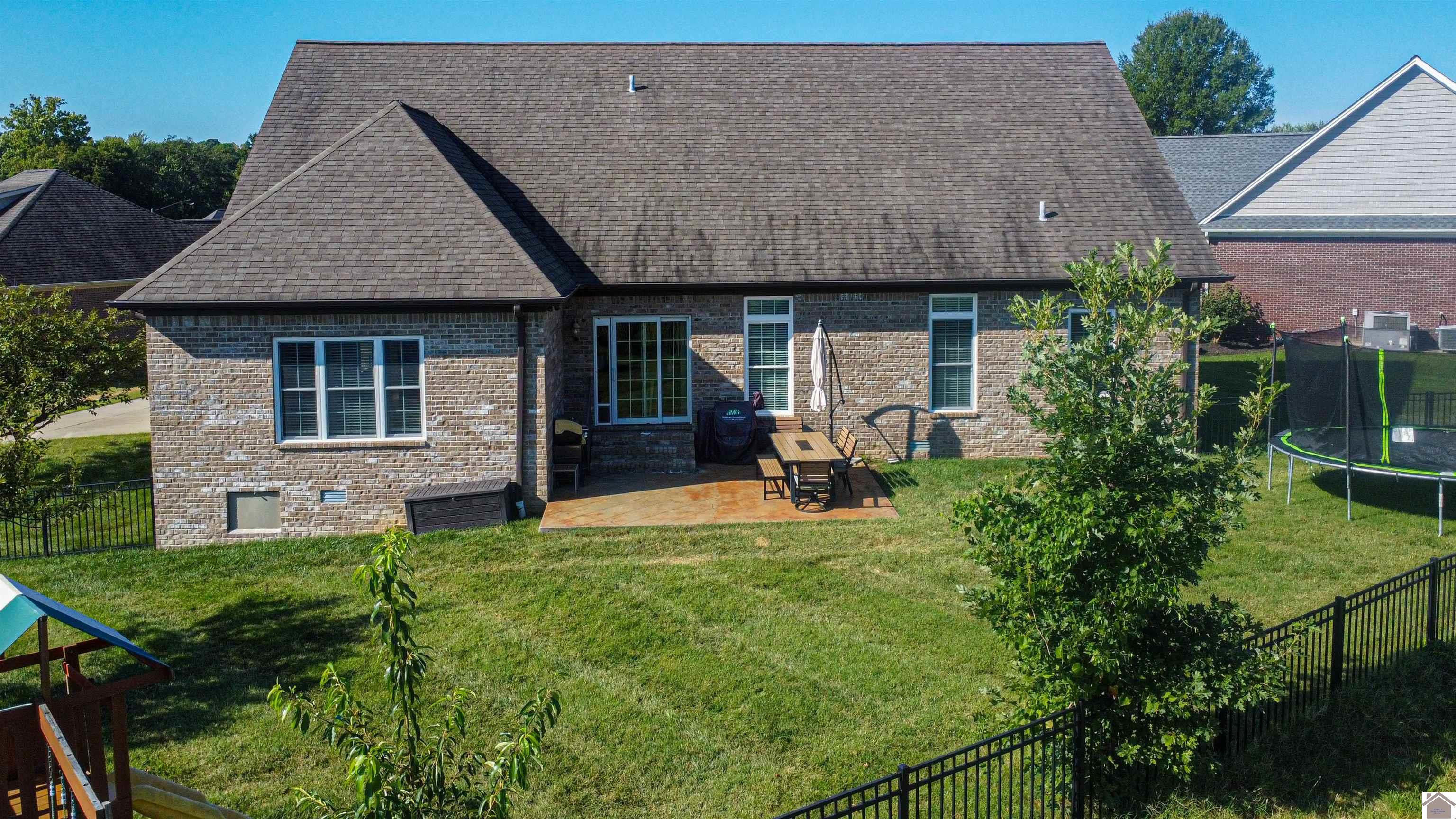 1618 Eagle Cove