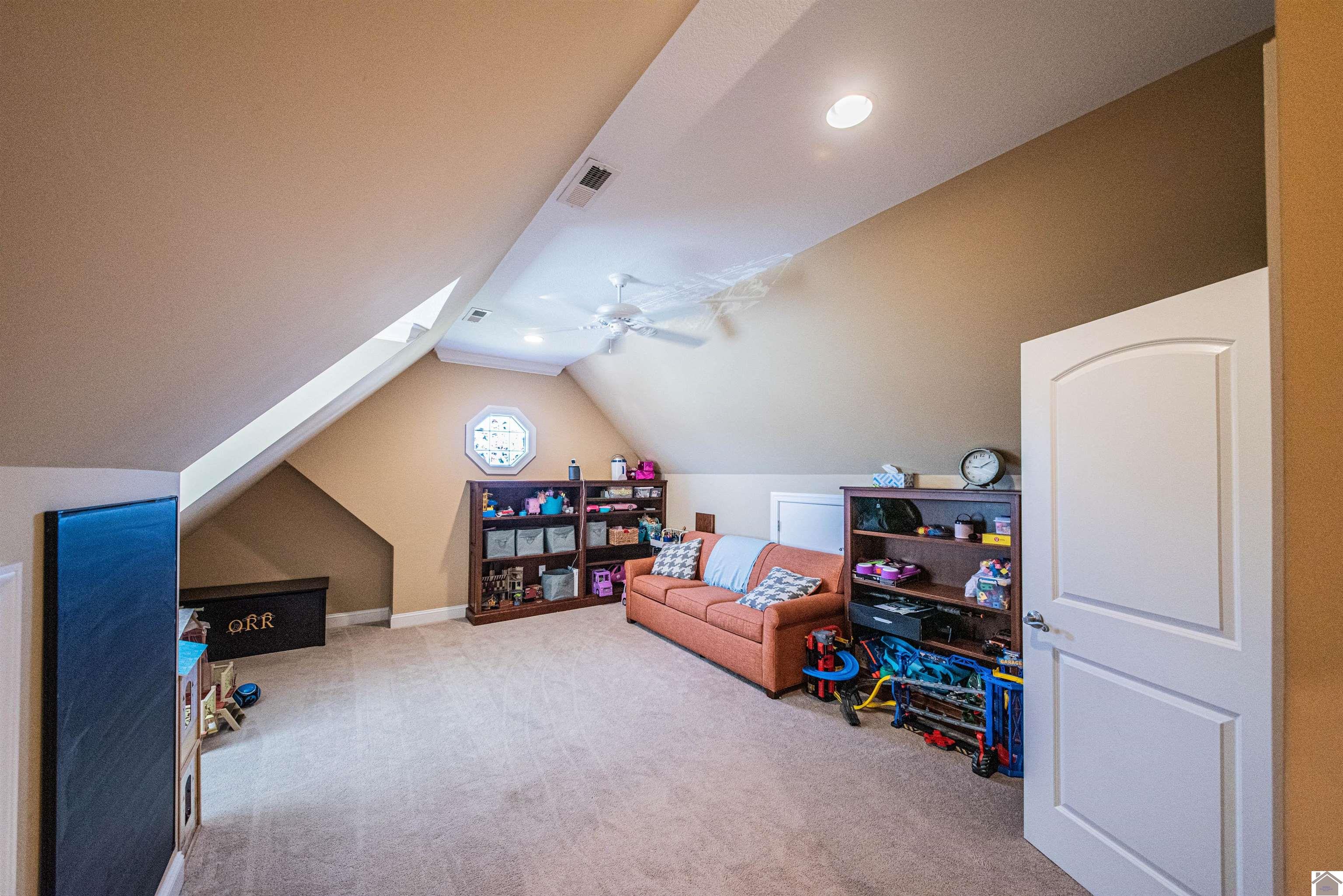 1618 Eagle Cove