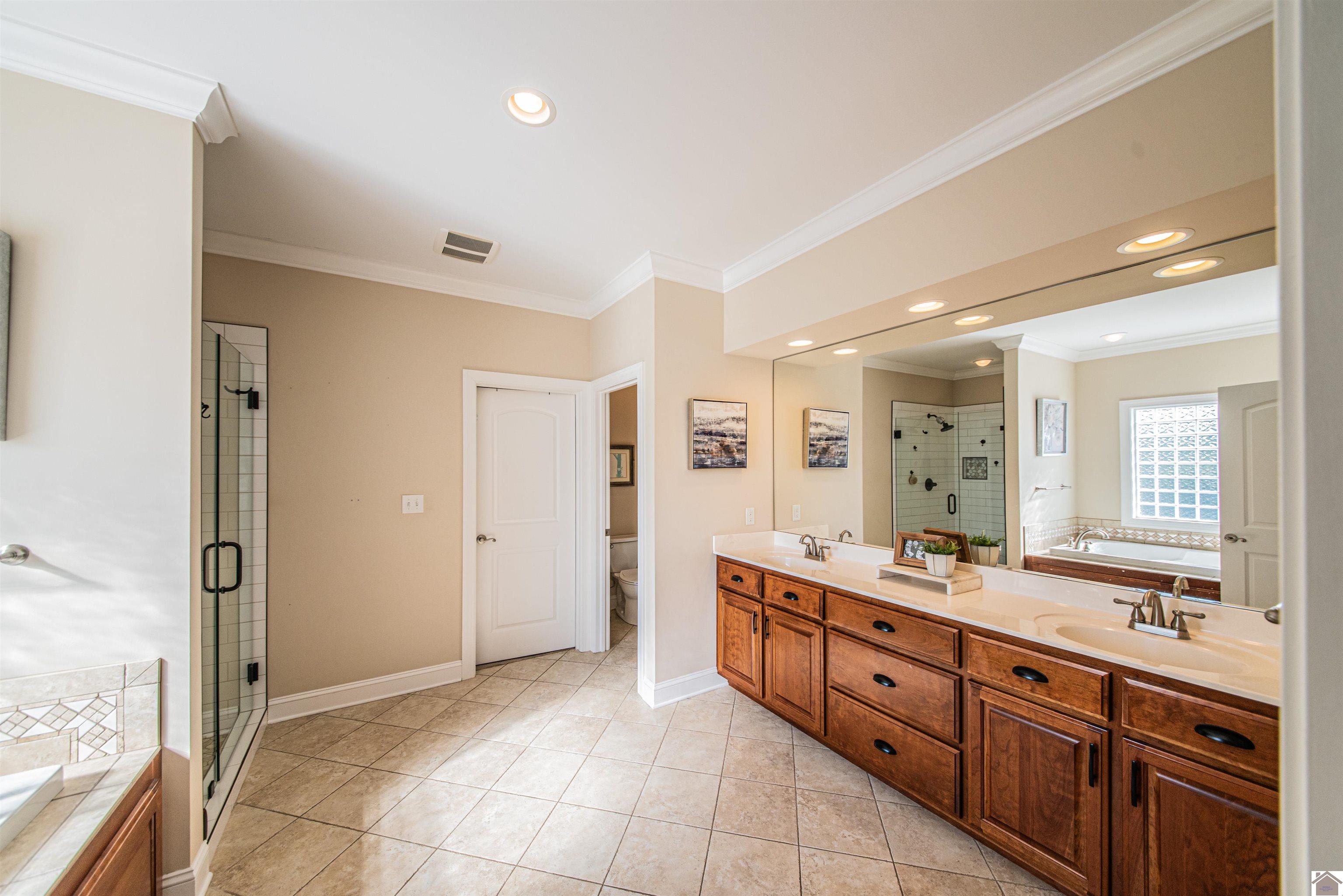 1618 Eagle Cove