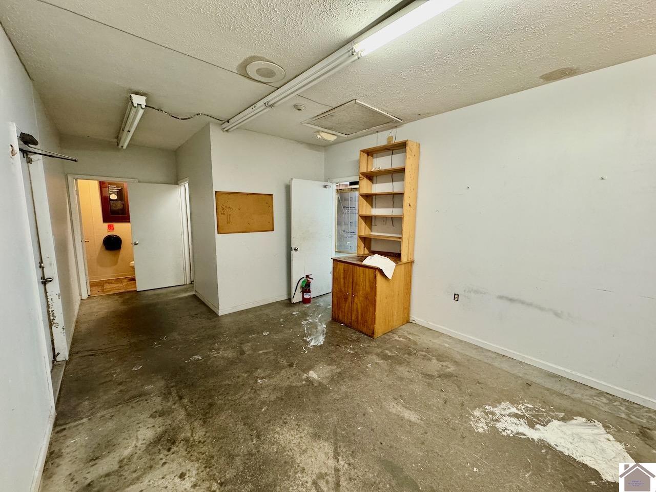 2301 N 8th St.