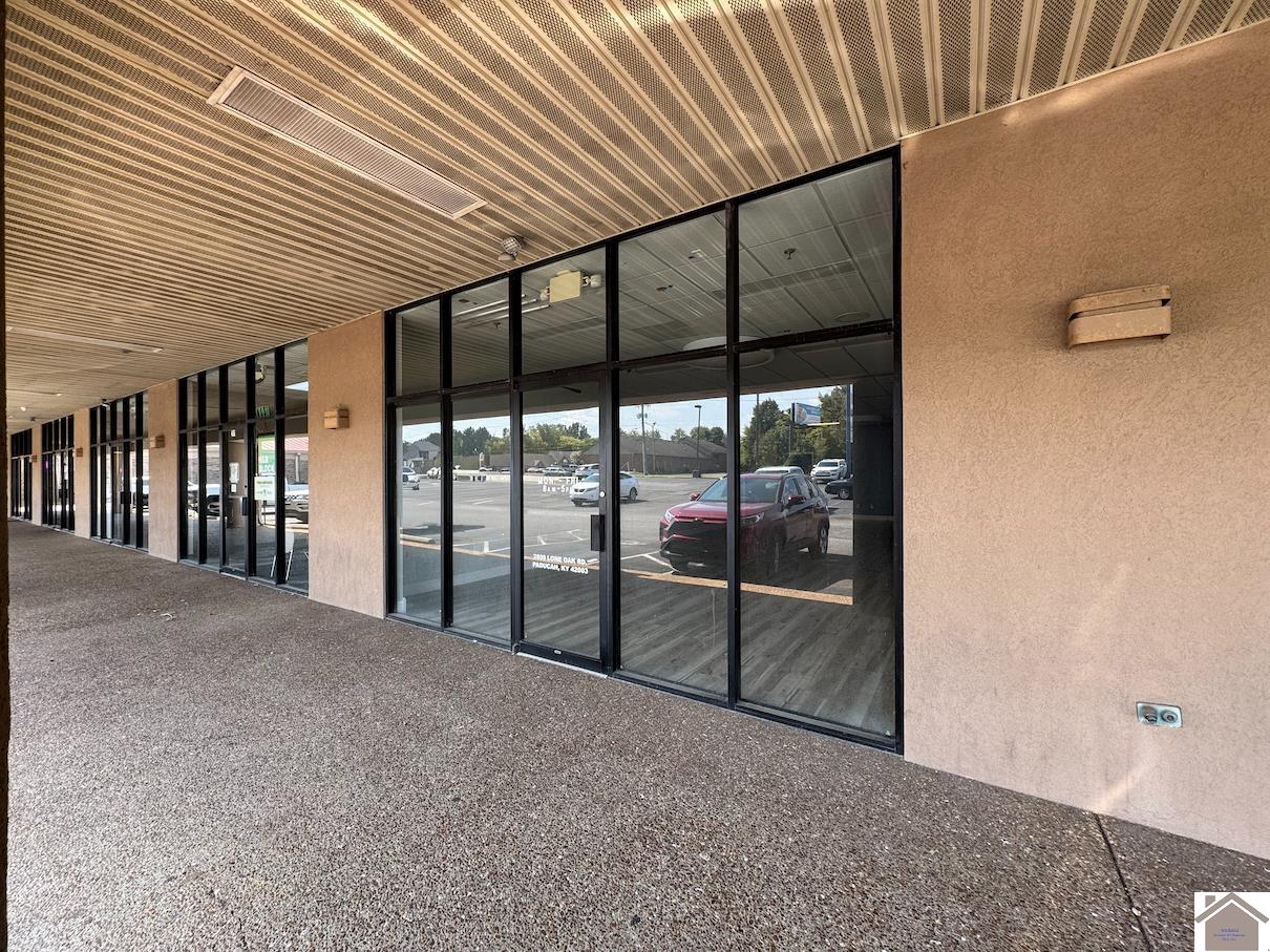 2809 Lone Oak Rd.
