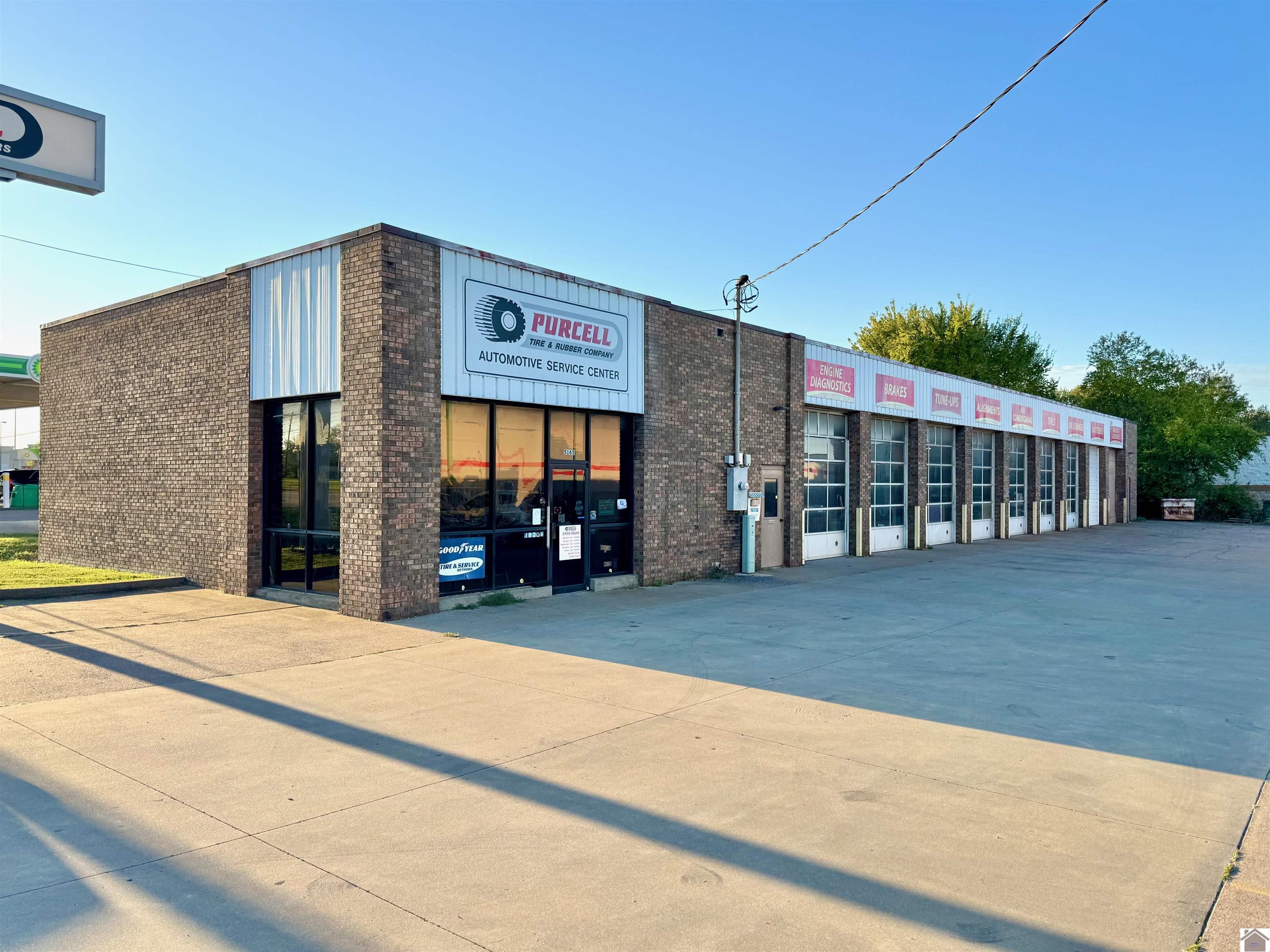 5165 Hinkleville Rd.