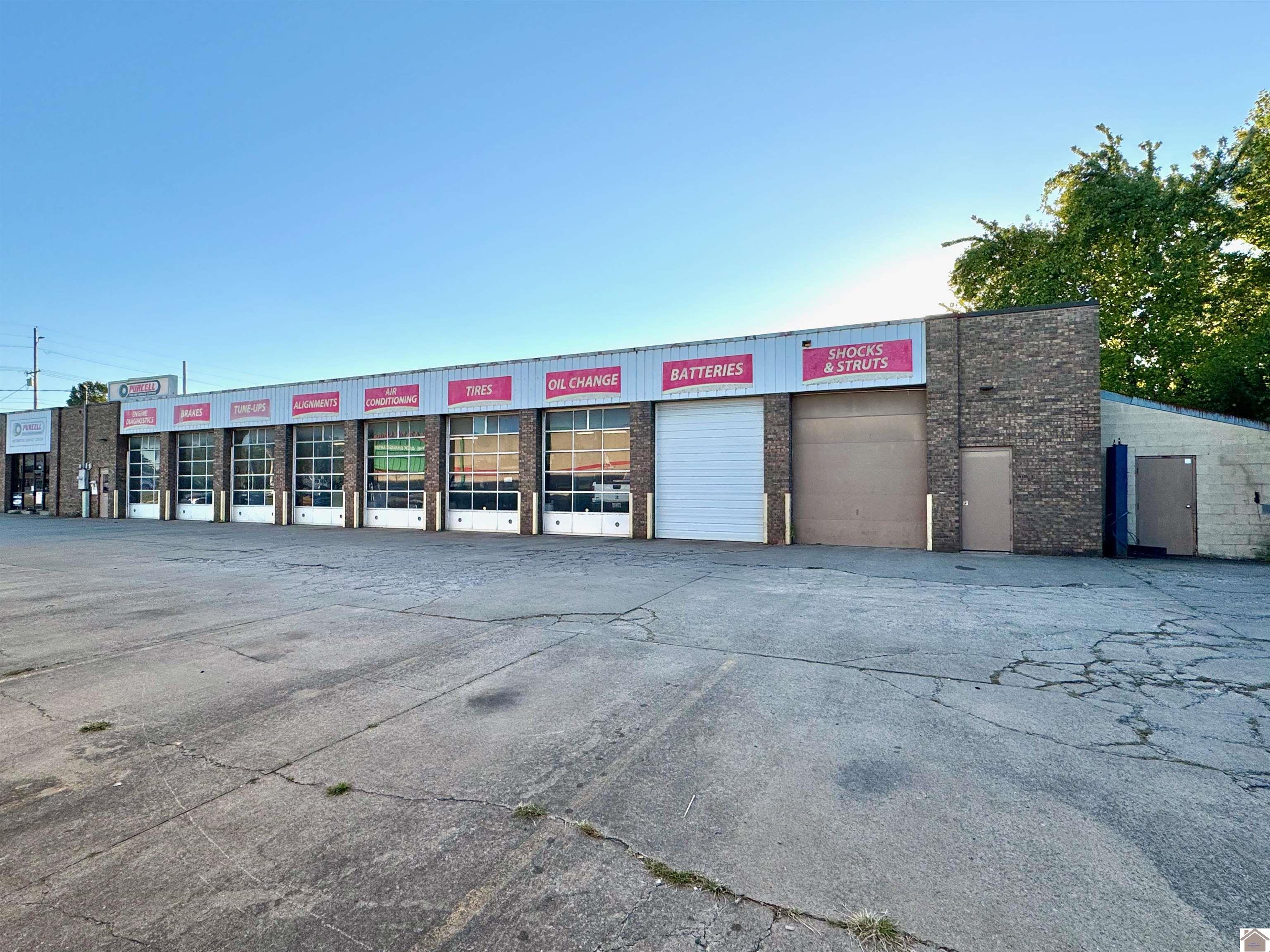 5165 Hinkleville Rd.