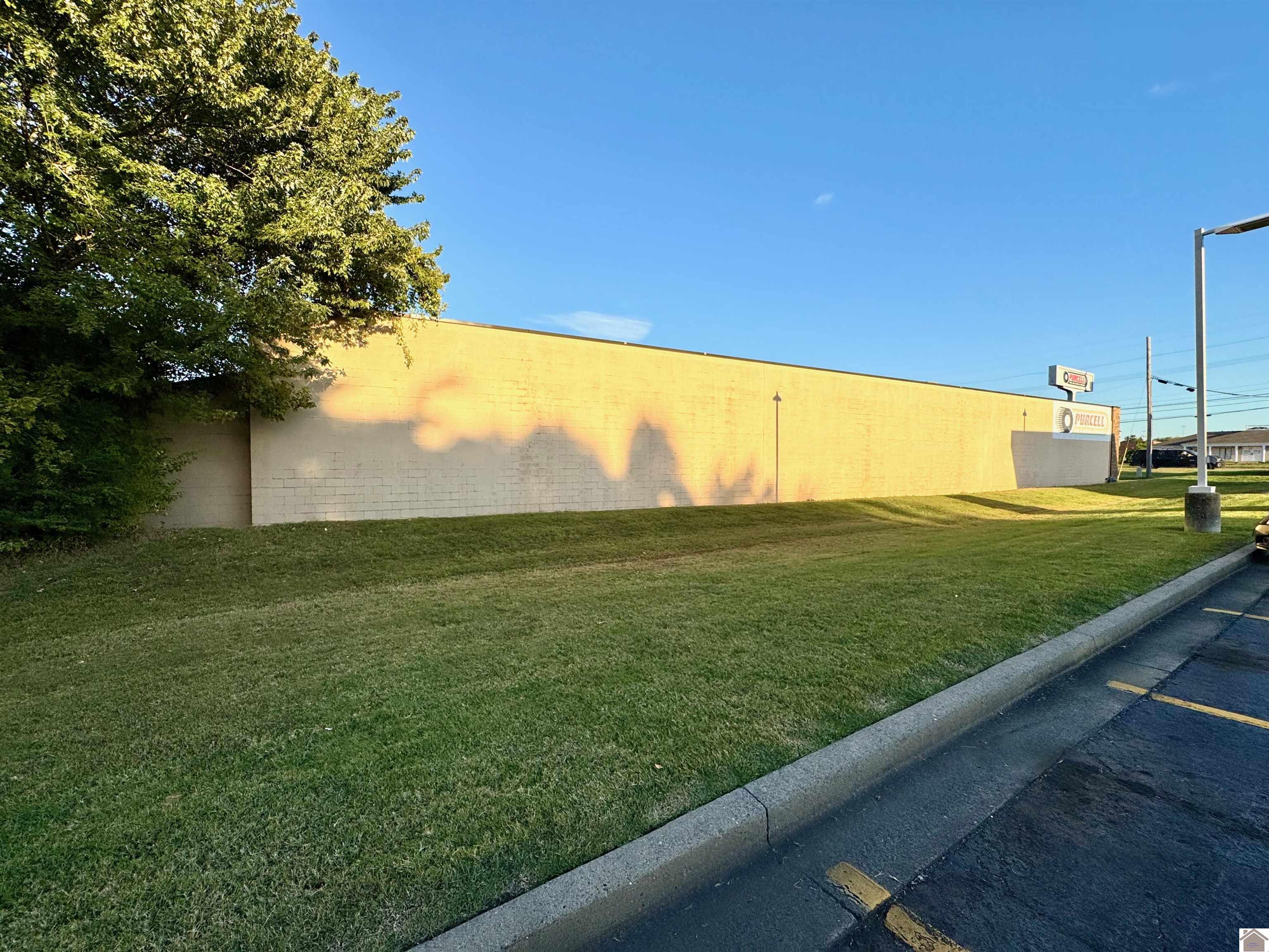 5165 Hinkleville Rd.