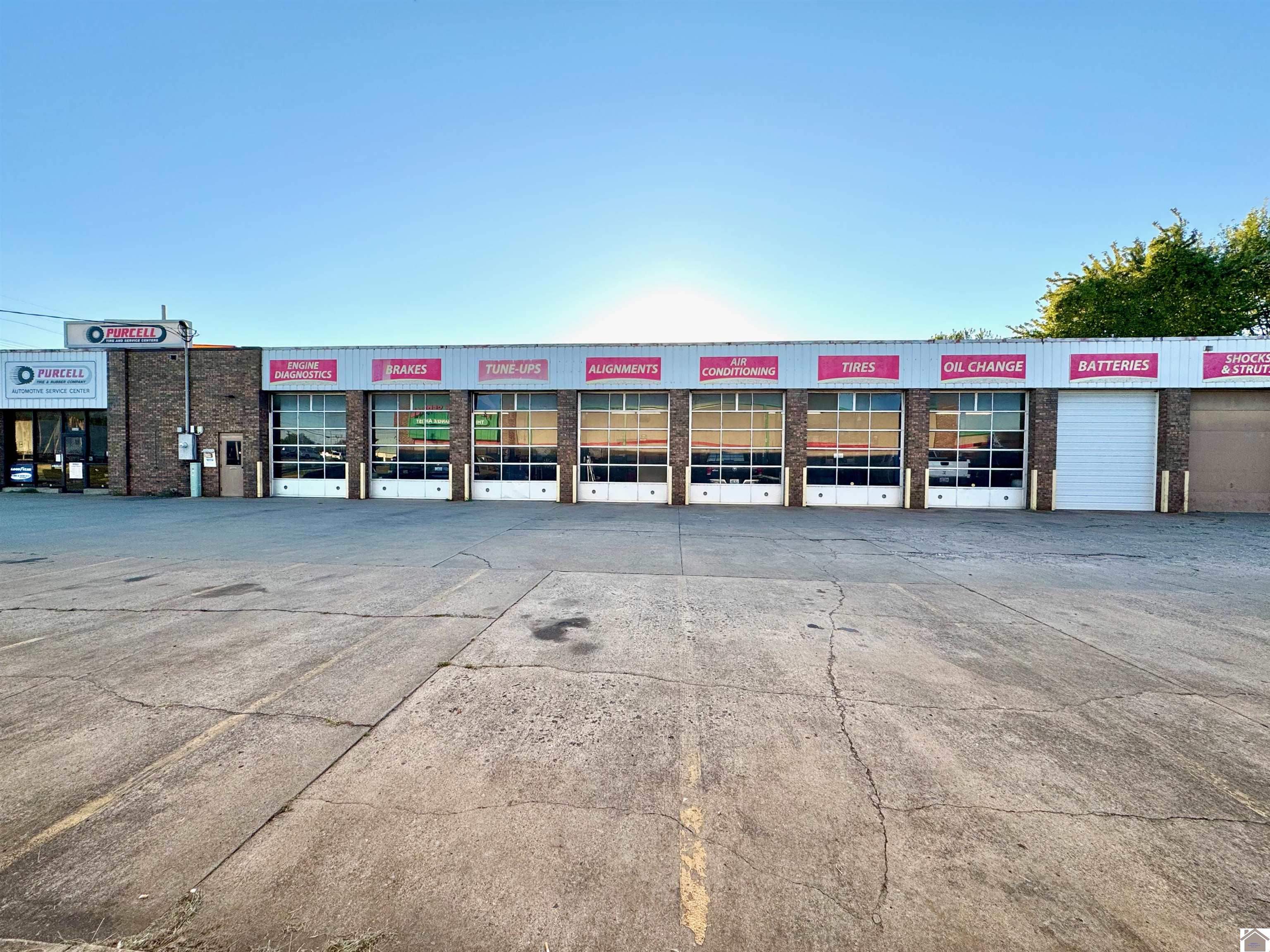 5165 Hinkleville Rd.