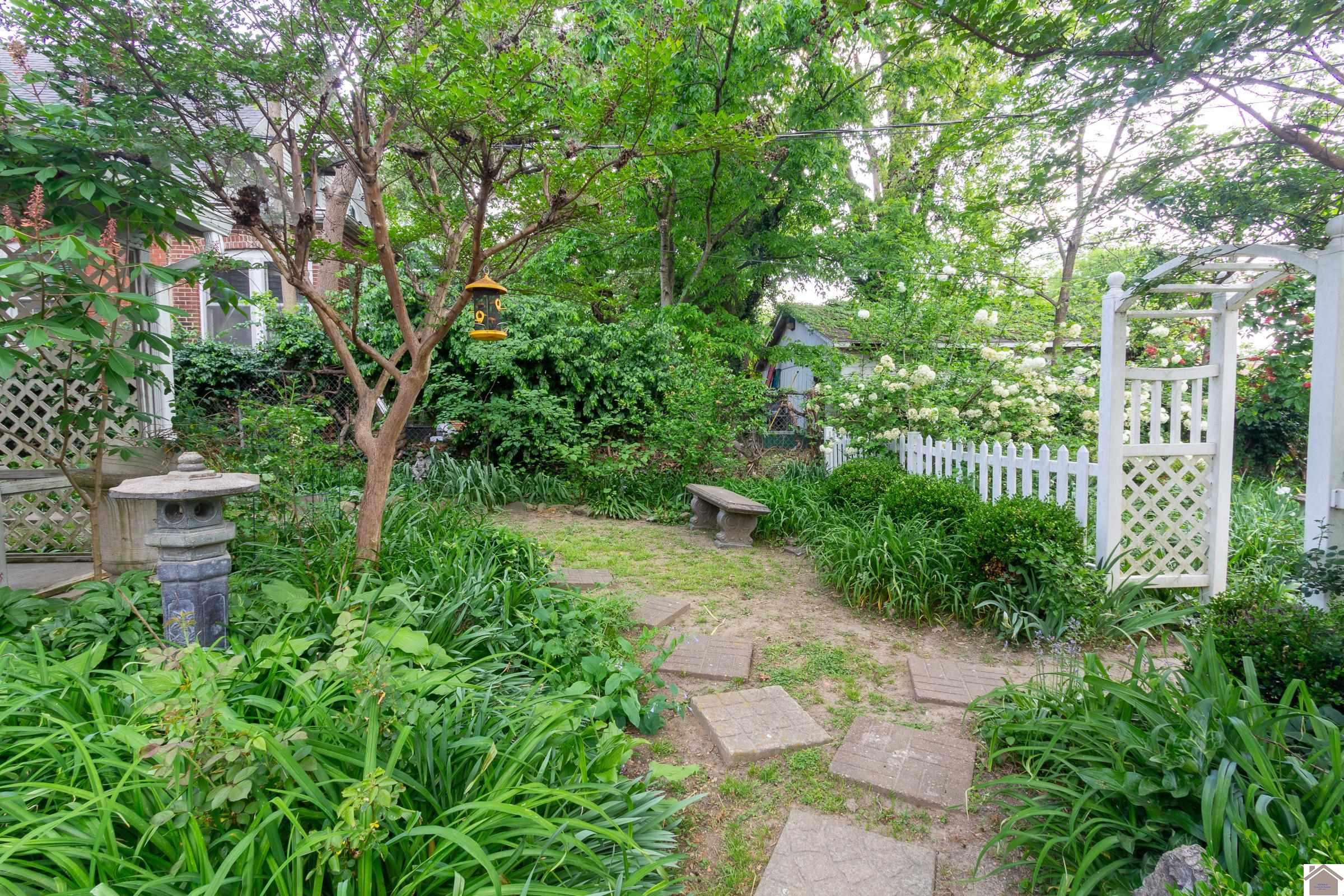 2001 Jefferson St.