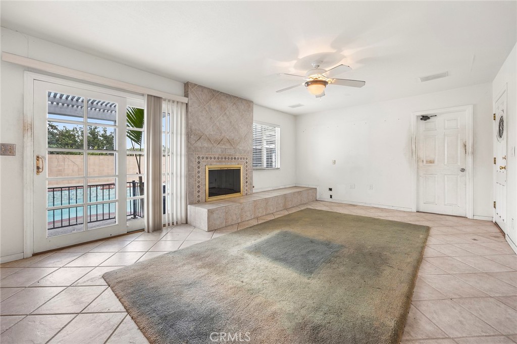 1309 E Baldwin Avenue