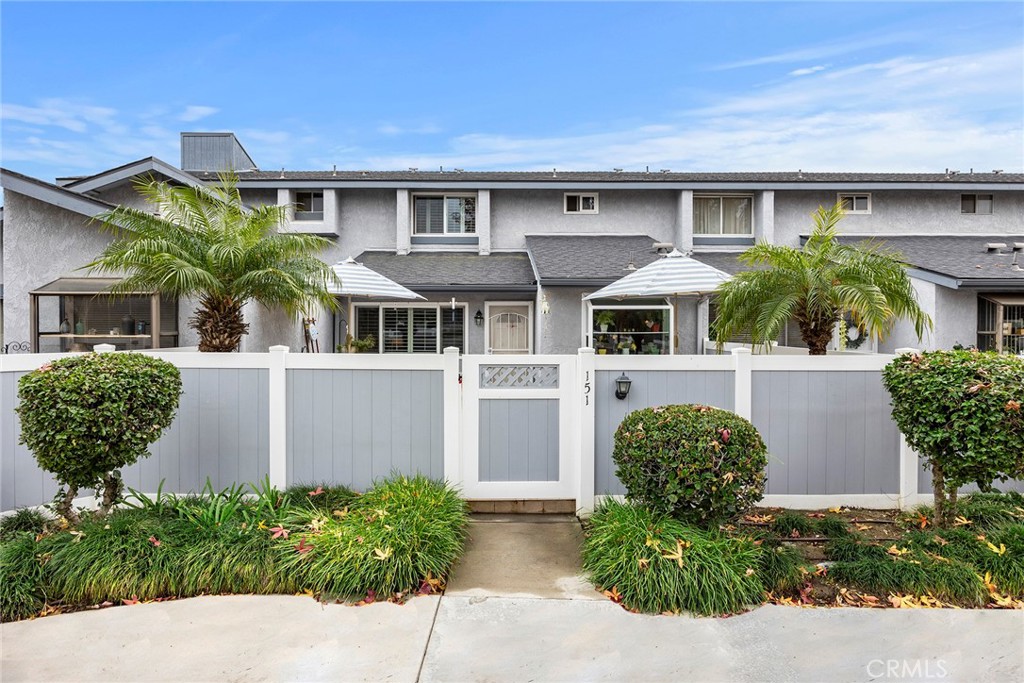 900 W Sierra Madre Avenue 151