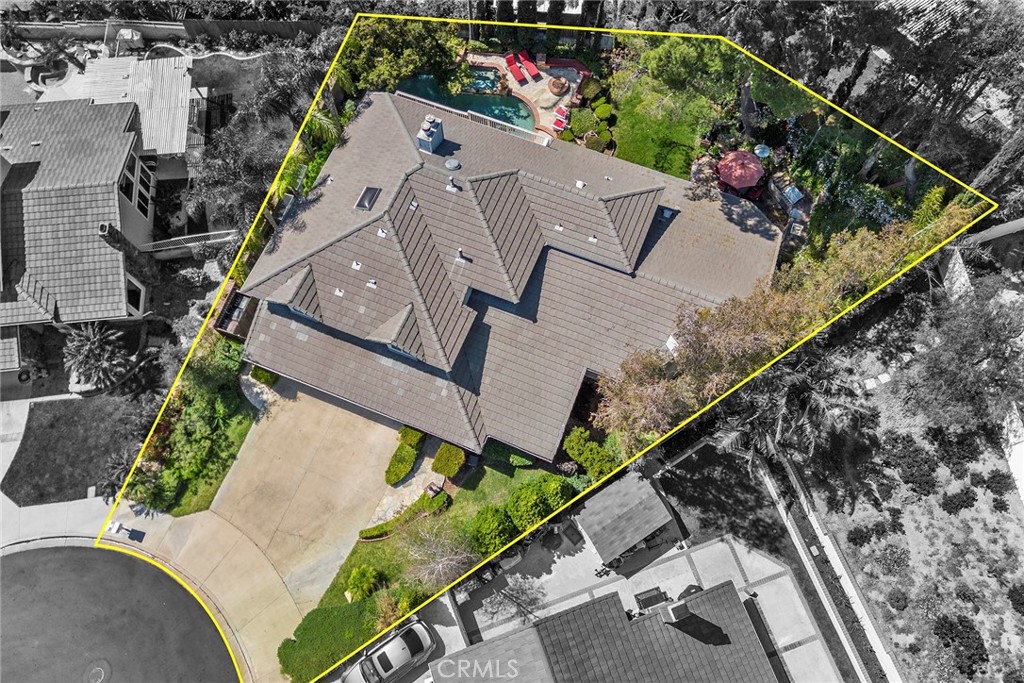 5553 Avenida Florencia