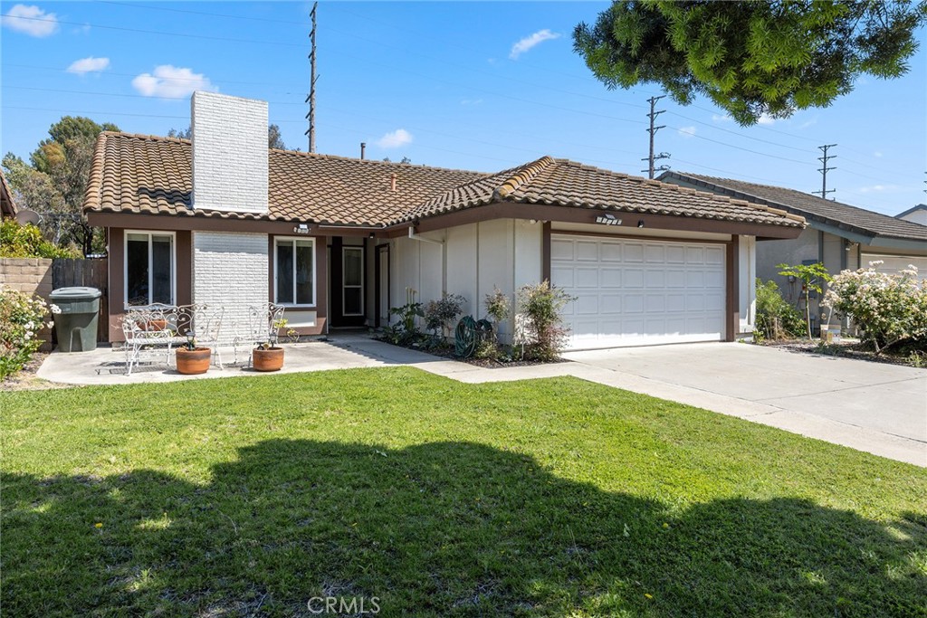 7614 E Woodsboro Avenue