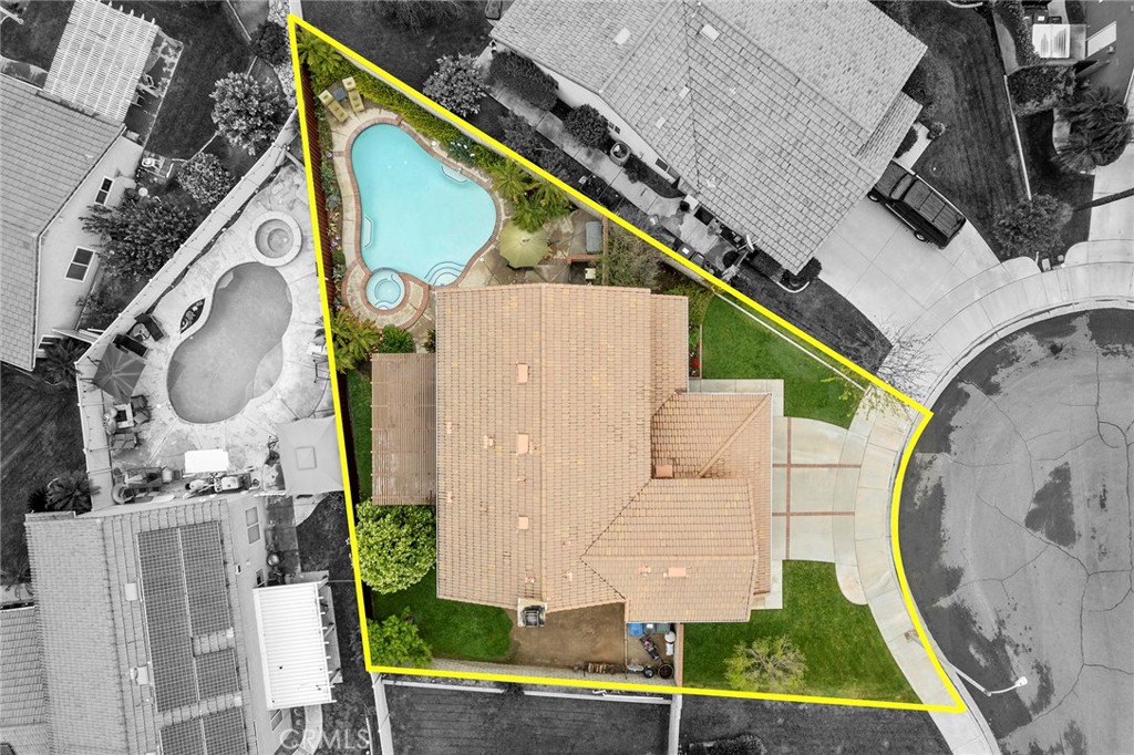 29570 Silver Buckle Court