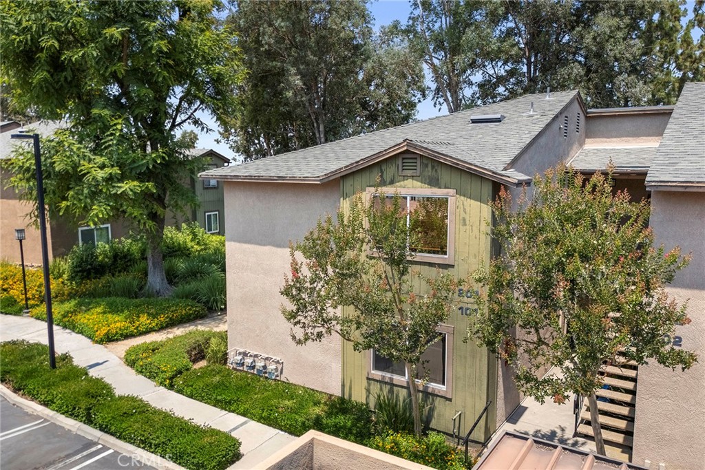 2548 Avenida Del Vista 101