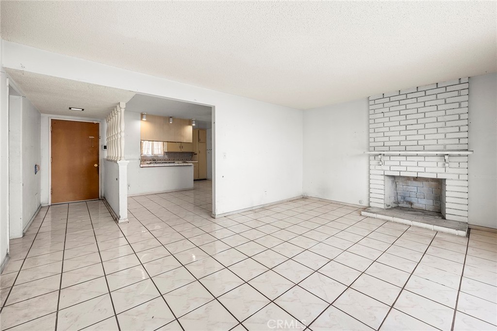 7939 Lake Knoll Drive