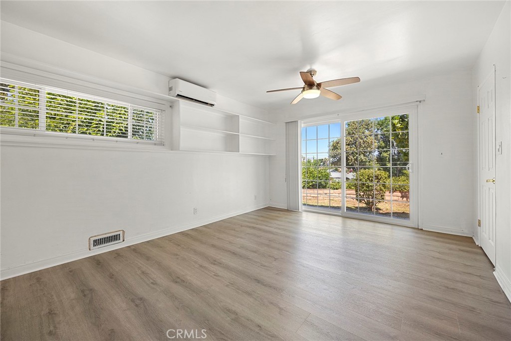 2976 Las Flores Avenue