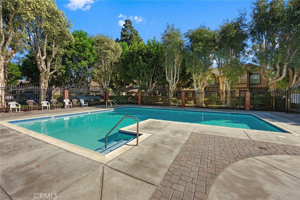 2398 S Willowbrook Lane 11