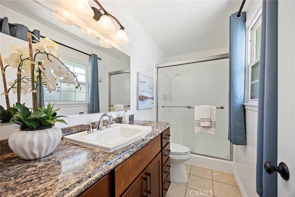 2341 E Monroe Avenue