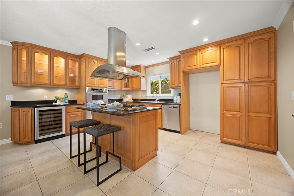 2341 E Monroe Avenue