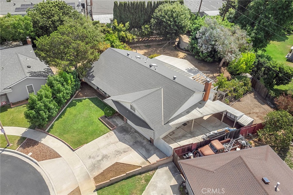 3948 E Lynnwood Avenue