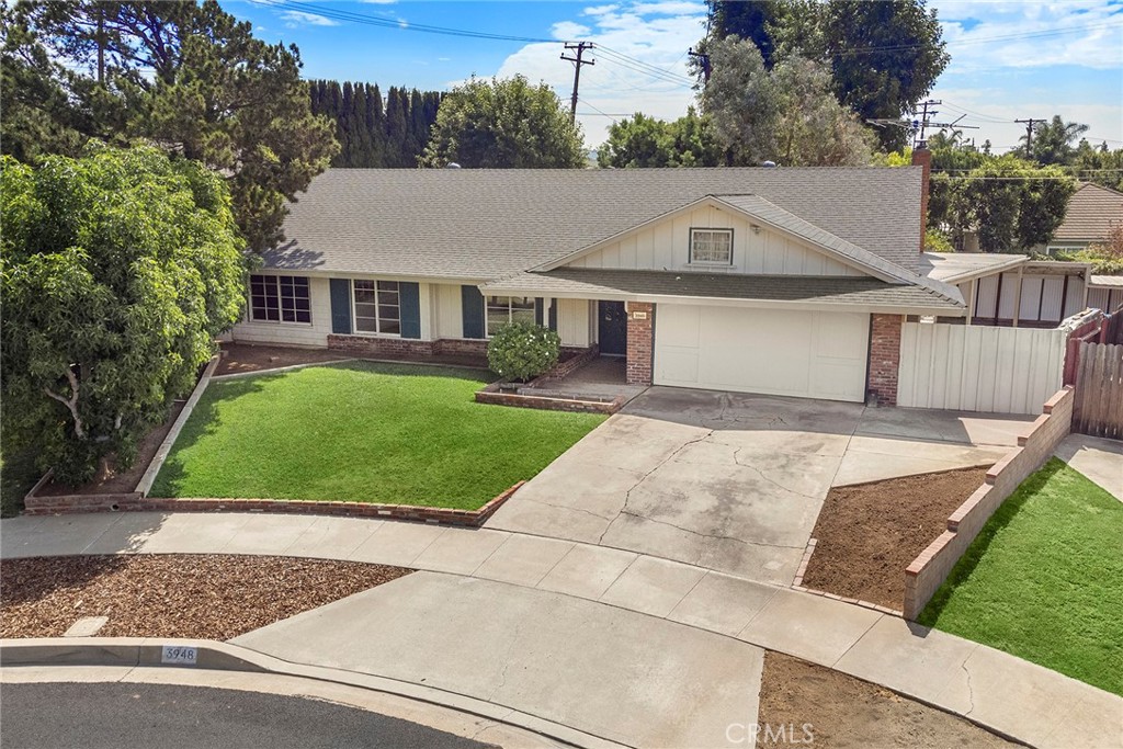 3948 E Lynnwood Avenue