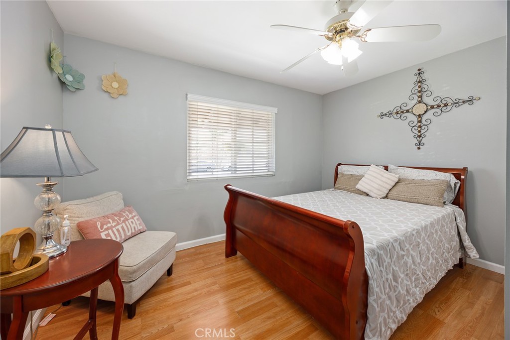 5017 W 118th Place