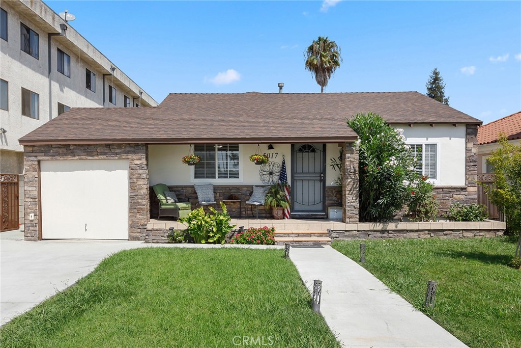 5017 W 118th Place
