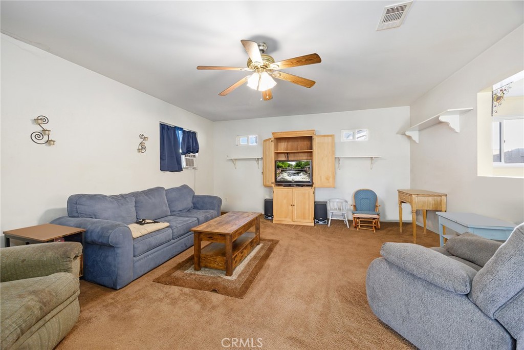 10421 Longden Street