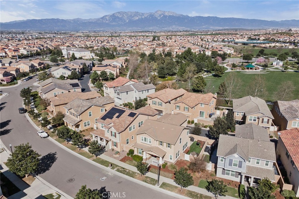 5061 S Centennial
