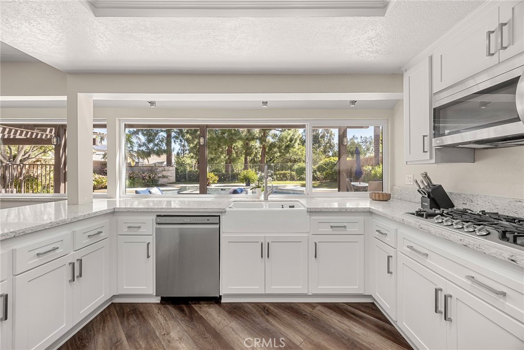 331 N Deep Spring Rd