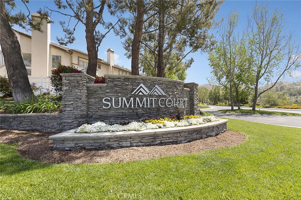 1382 S Country Glen Way