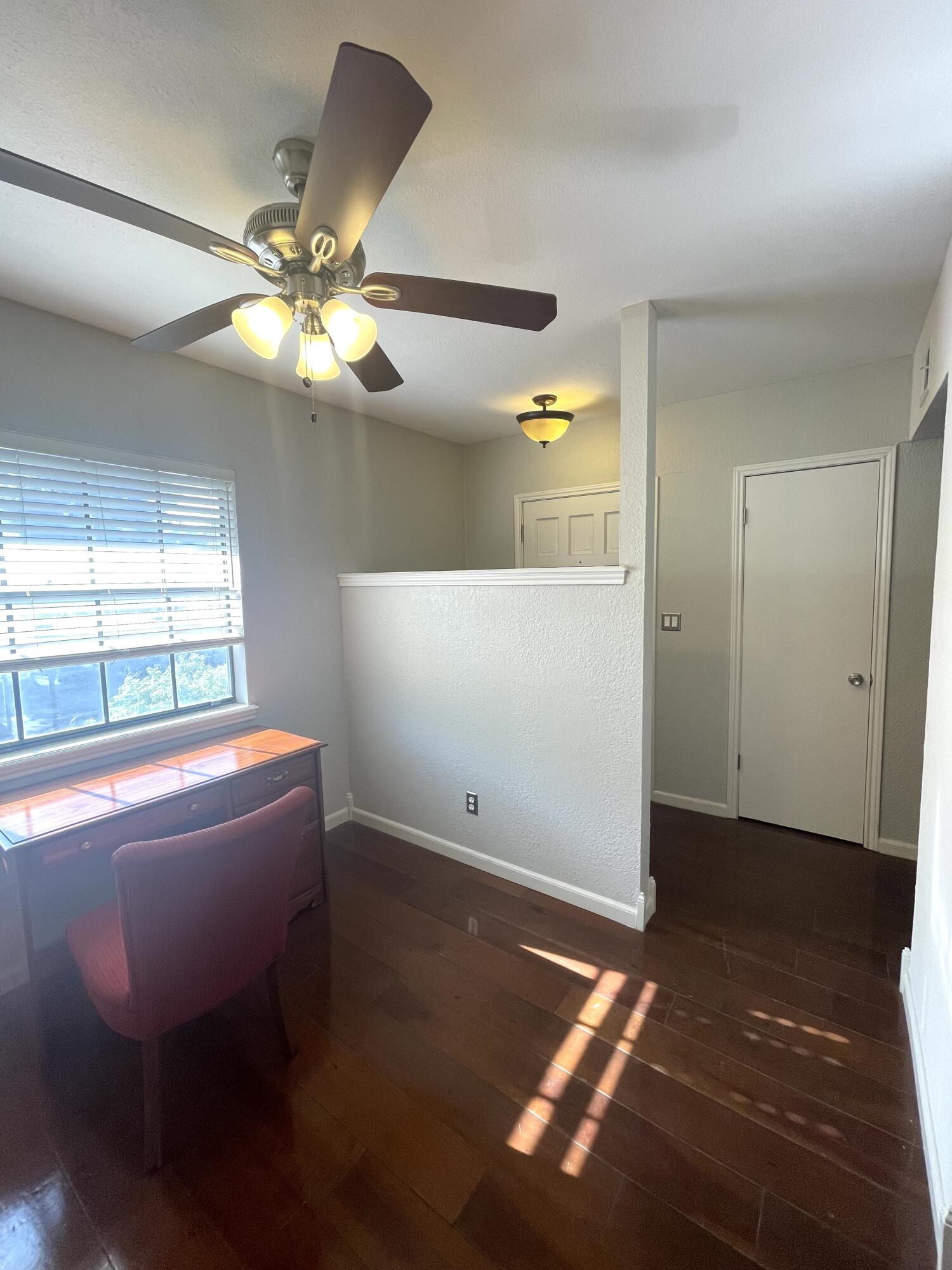 417 IRONDALE Drive, I