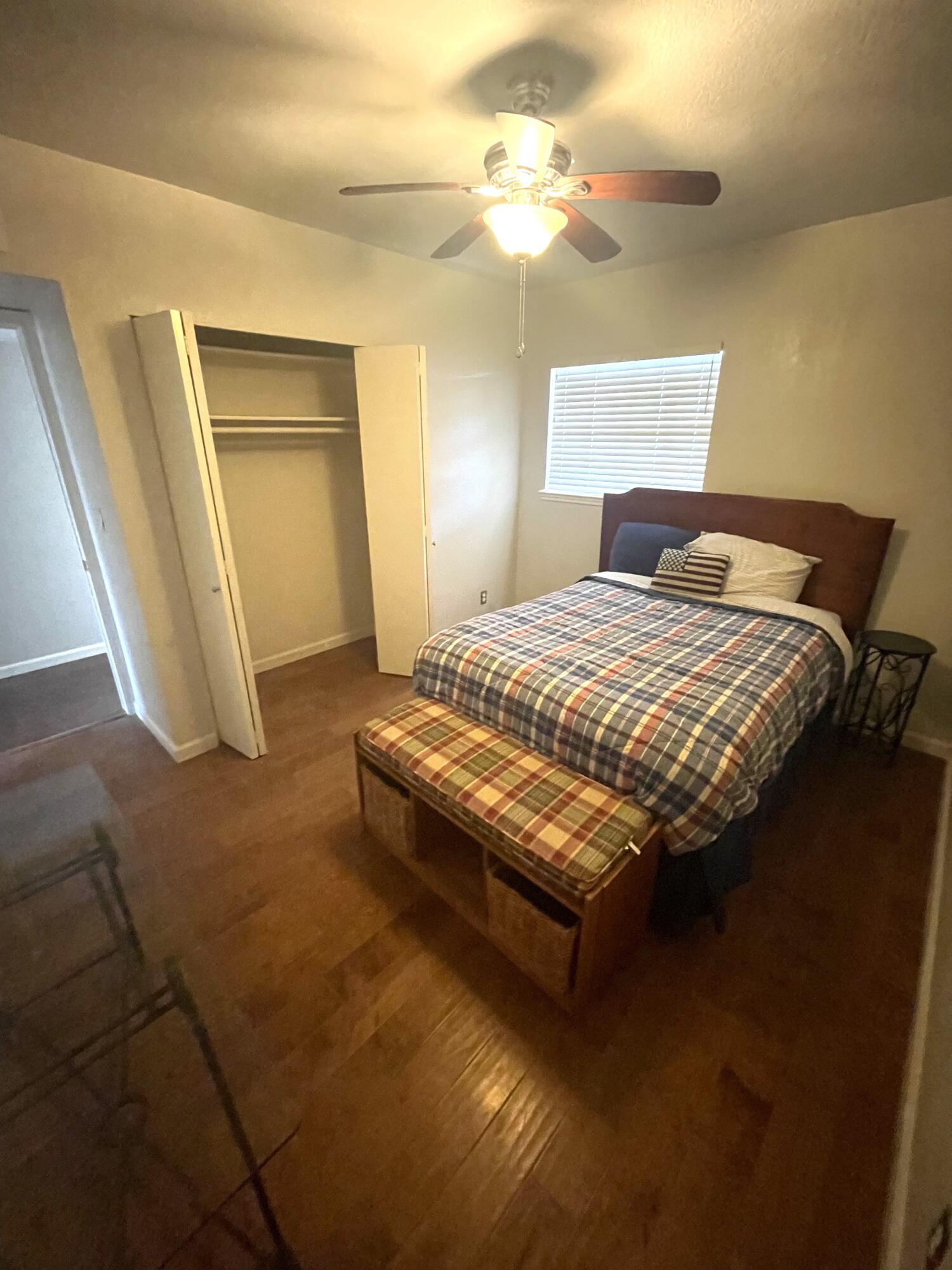 417 IRONDALE Drive, I