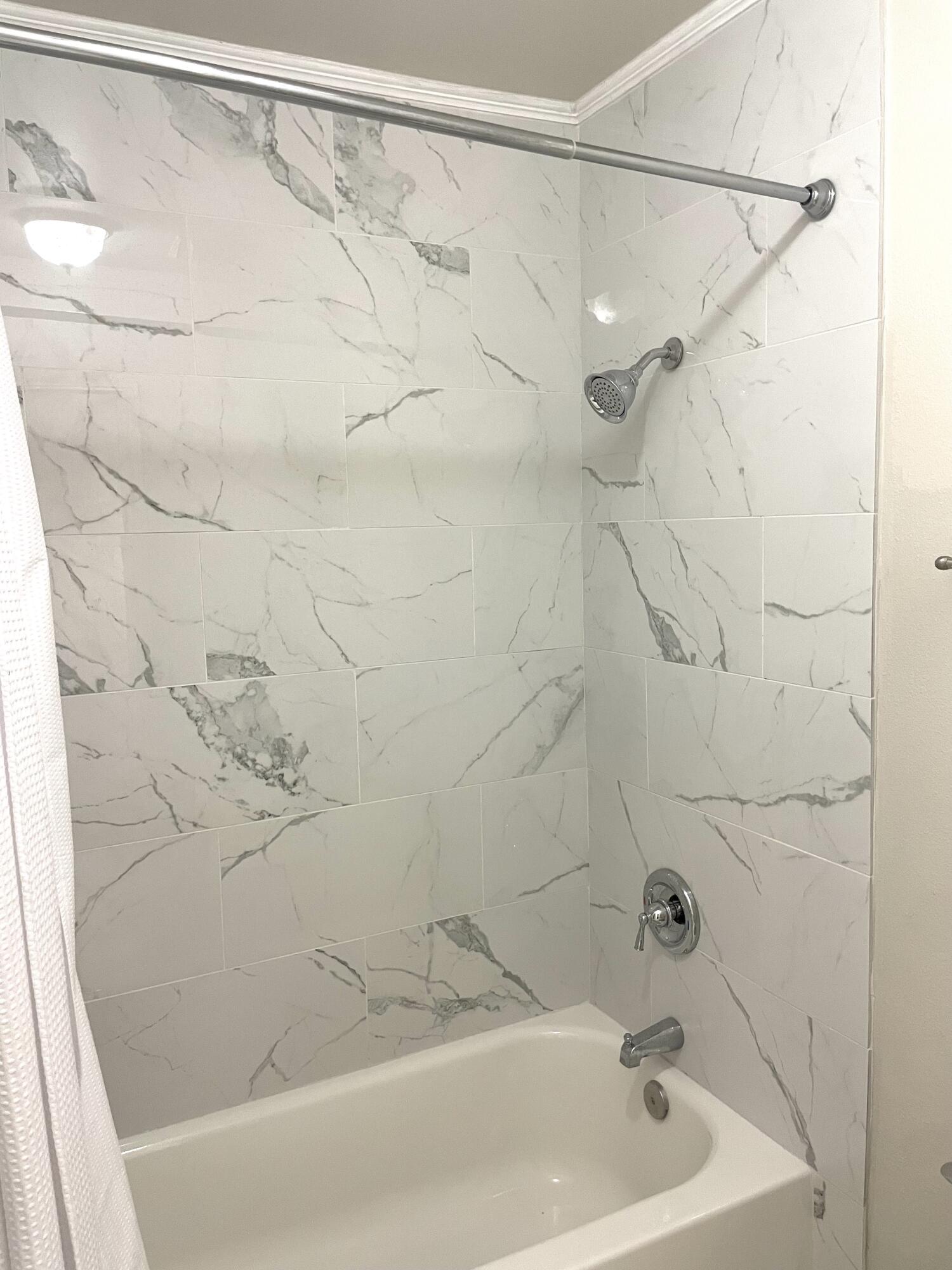 417 IRONDALE Drive, I