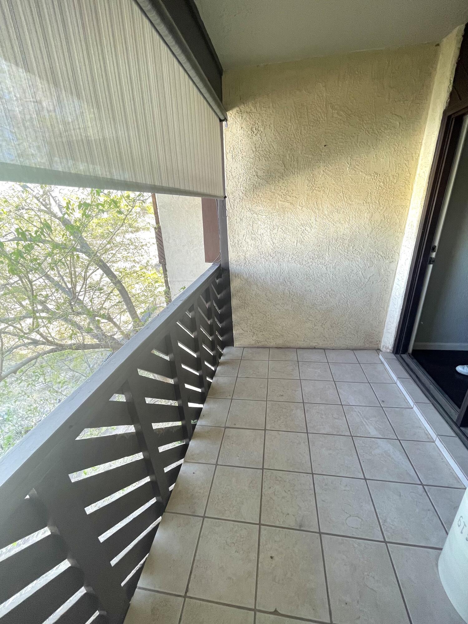 417 IRONDALE Drive, I