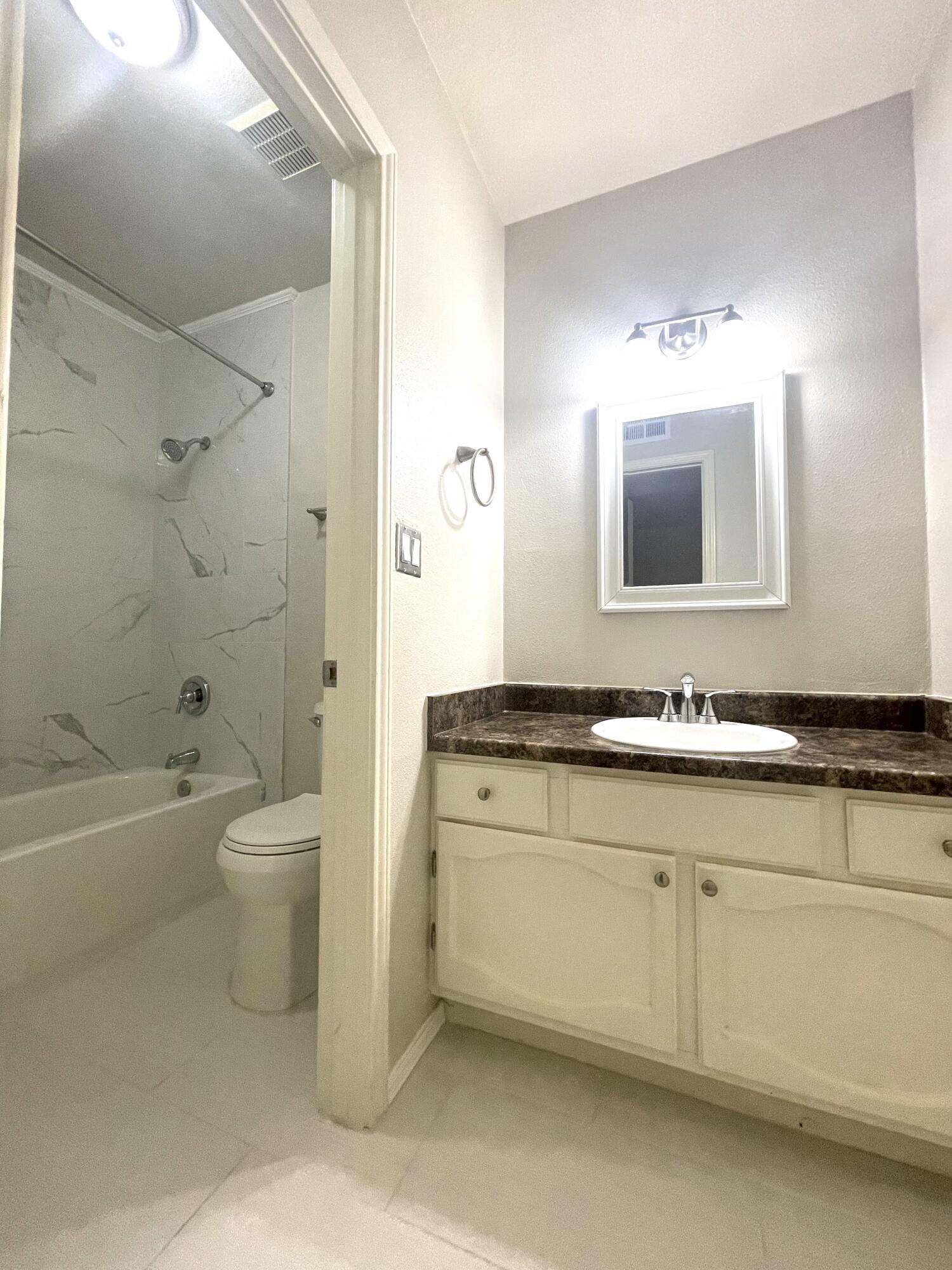 417 IRONDALE Drive, I