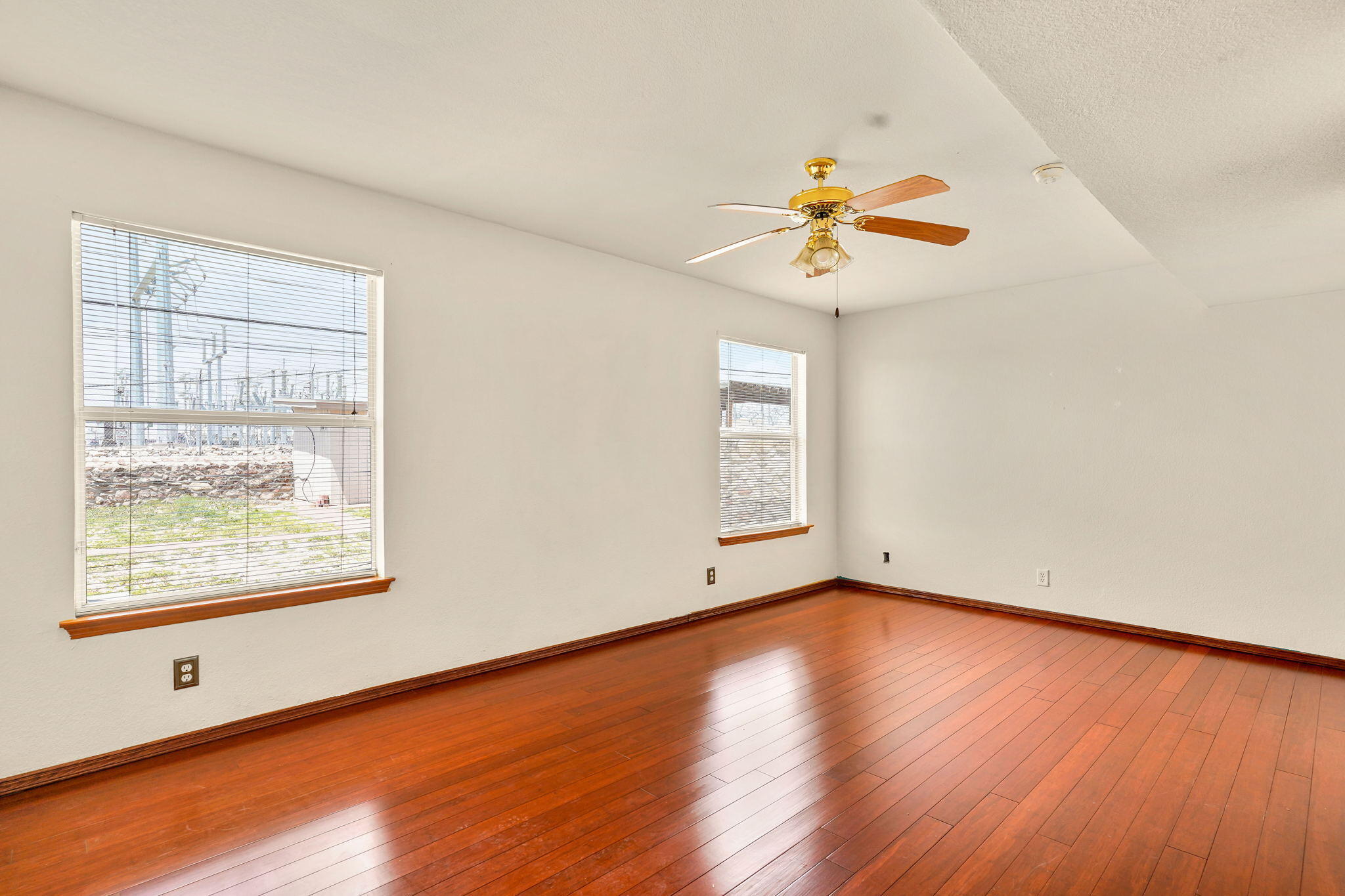 7991 NIGHT FALL Place