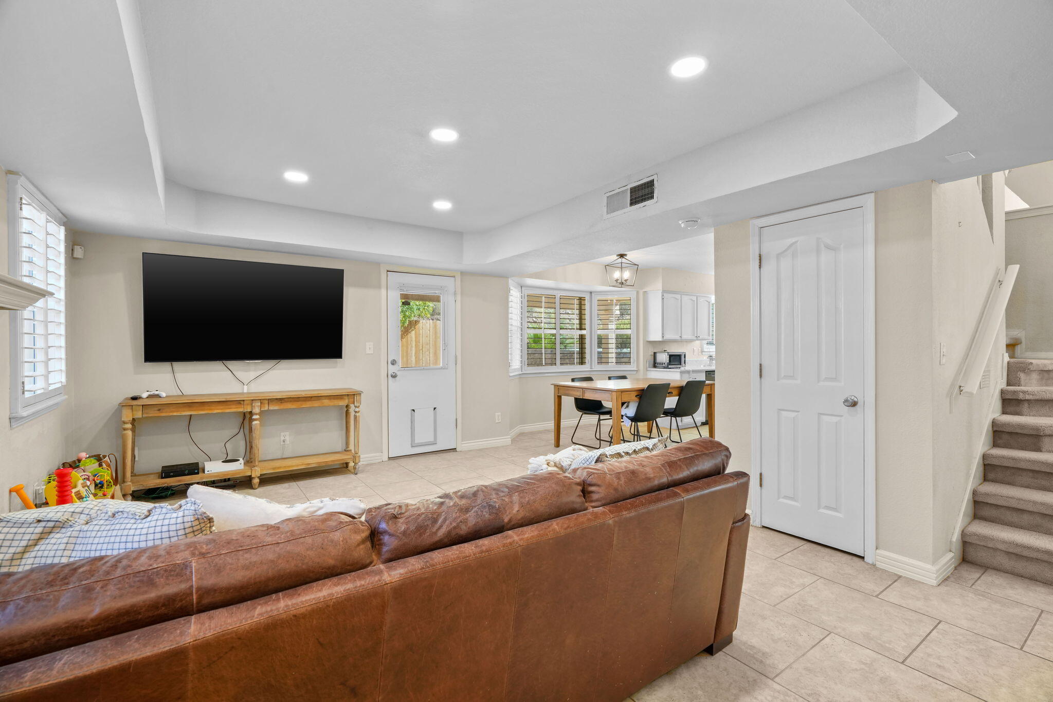 1524 CHEROKEE RIDGE Drive