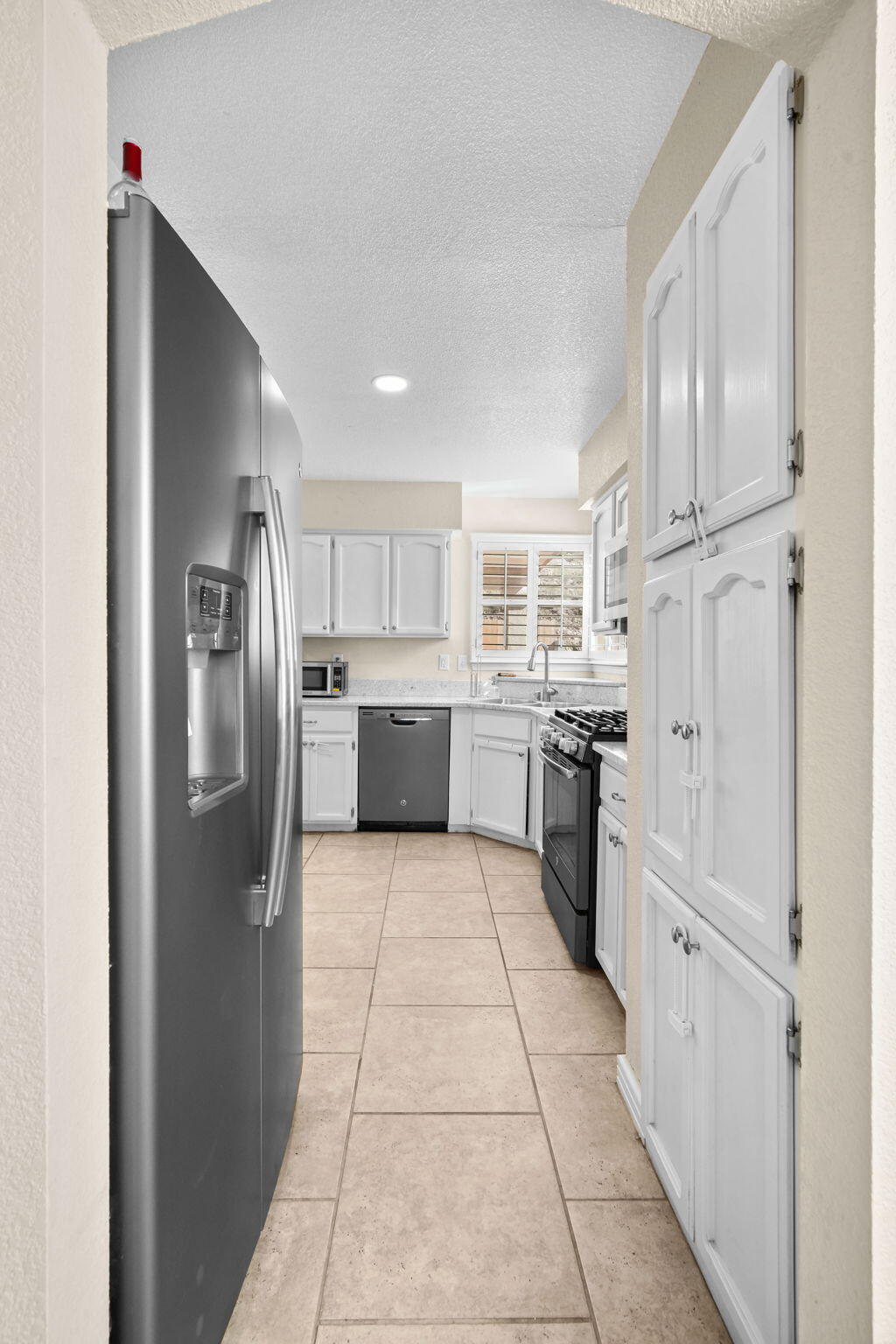 1524 CHEROKEE RIDGE Drive