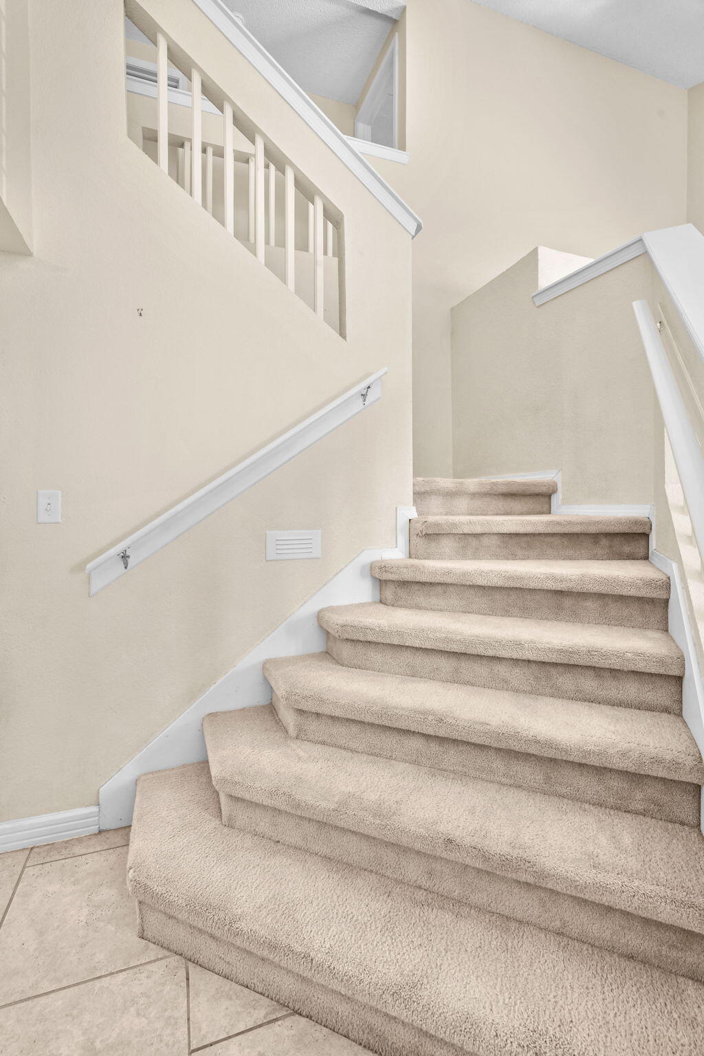 1524 CHEROKEE RIDGE Drive