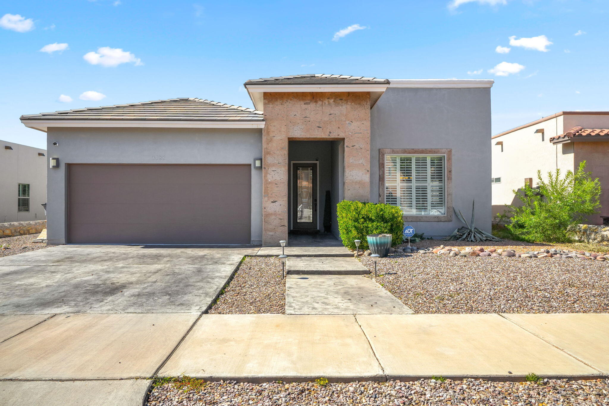 3183 AMISTOSO Street