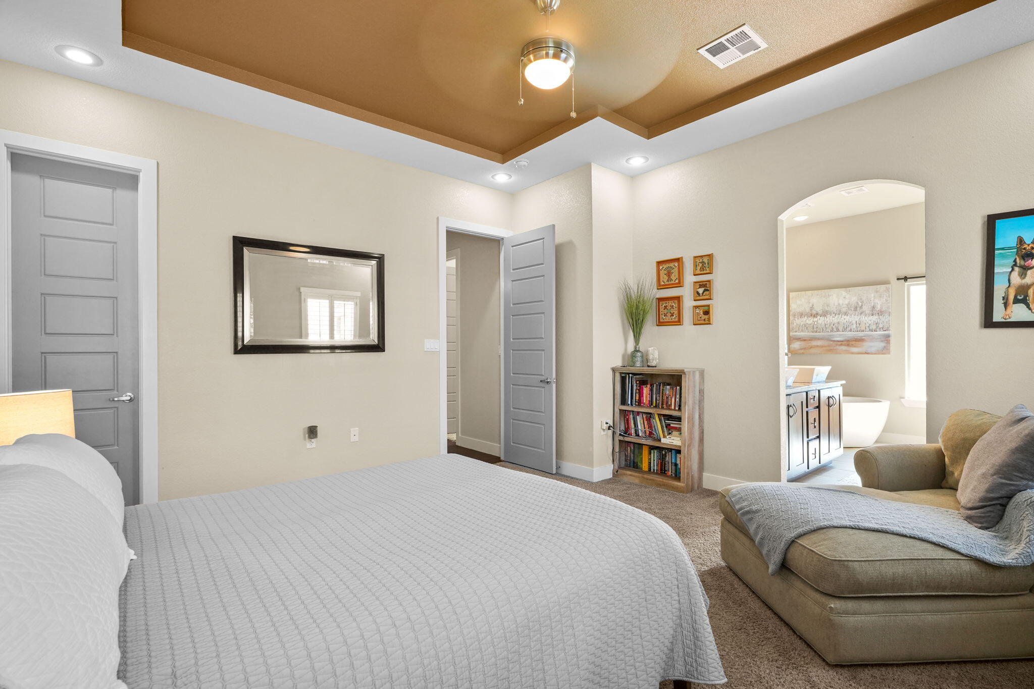 3183 AMISTOSO Street