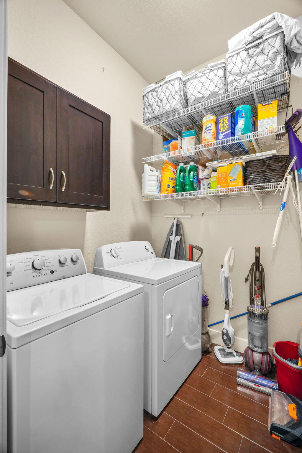 3183 AMISTOSO Street