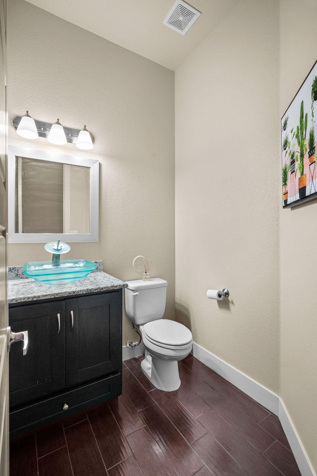 3183 AMISTOSO Street