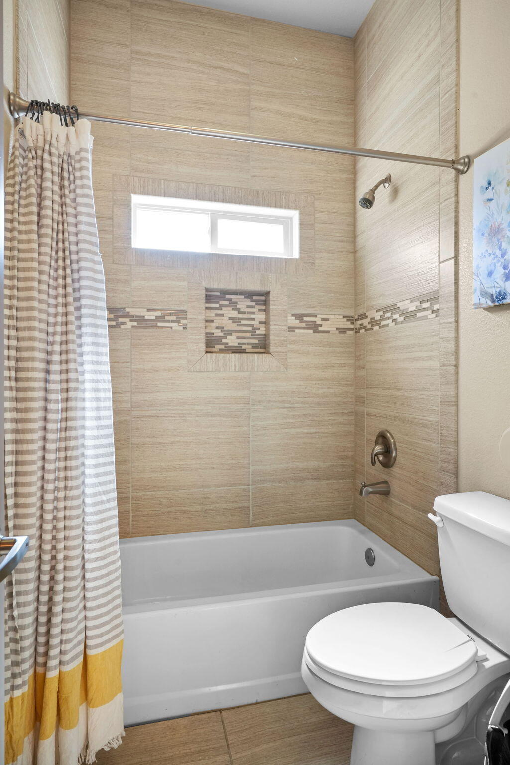 3183 AMISTOSO Street