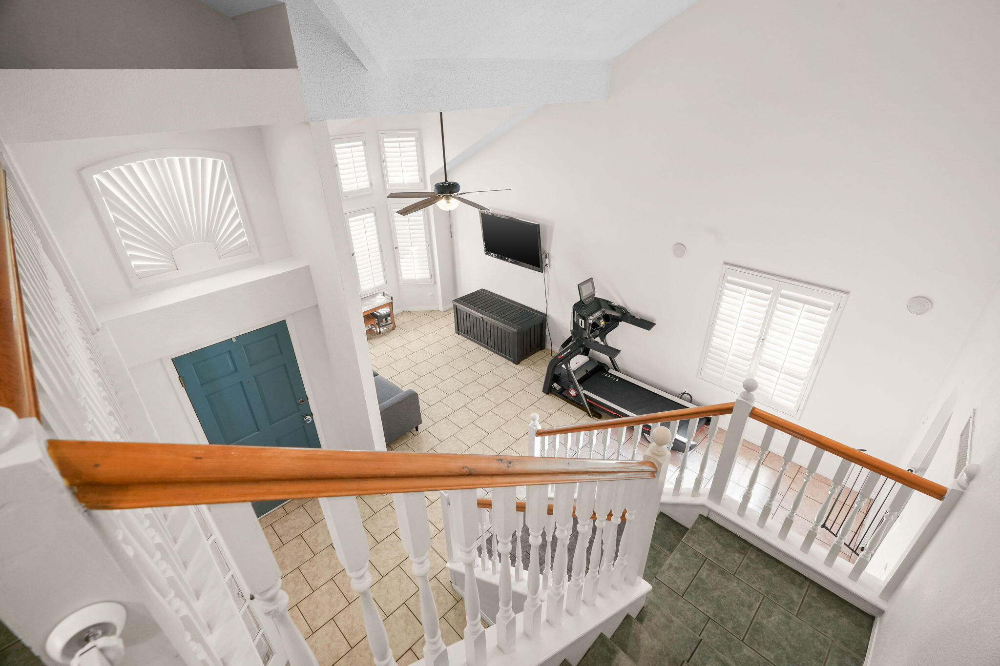 7812 Plaza Blanca Street