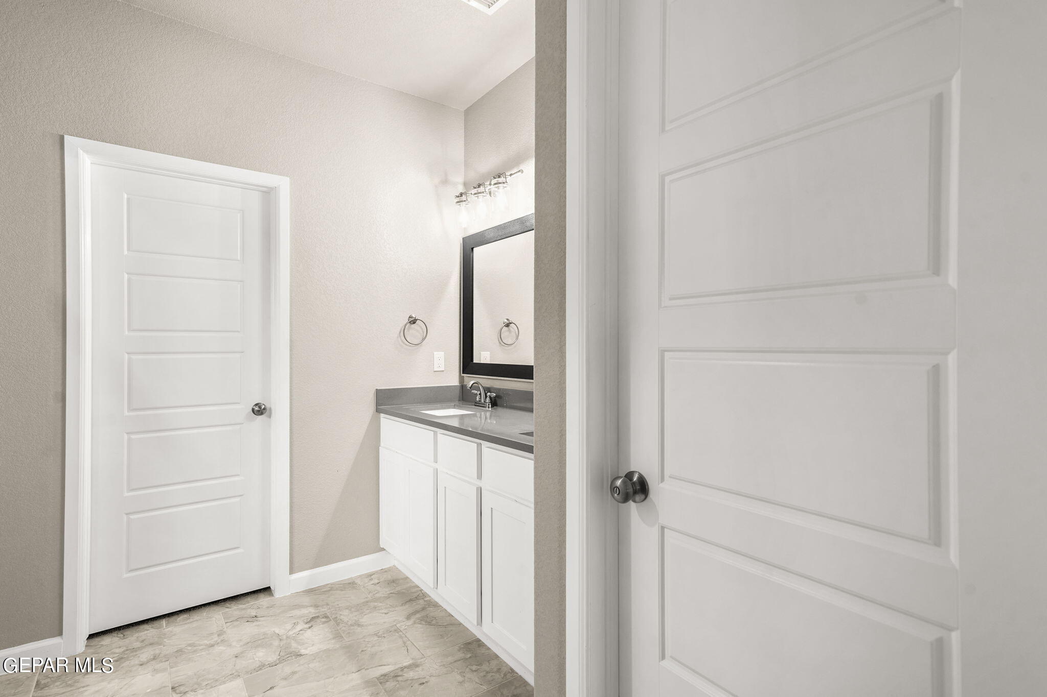 2517 MIKE PRICE Drive